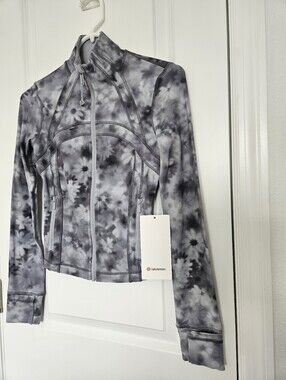 NWT $128 Lululemon Define Cropped Jacket Nulu Size 2 Meadow Haze Grey Multi